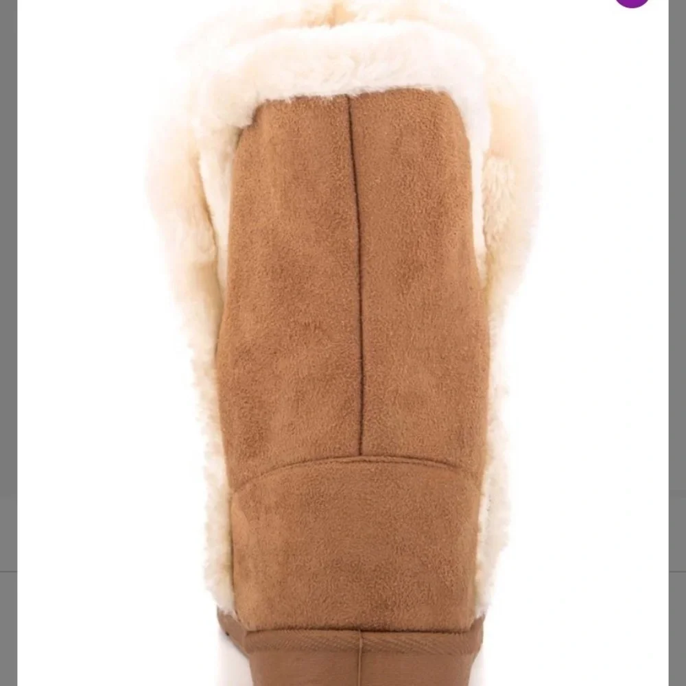 NIB-Olivia Miller Faux-Fur Lined Boot